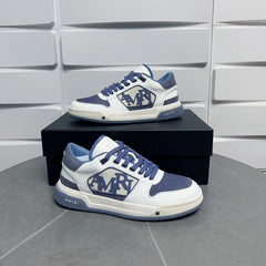 Classic Low Sneakers