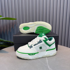 MA1-1 Classic Low Sneakers